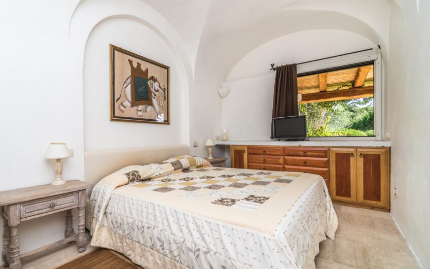 Villa Keoki, Pantogia