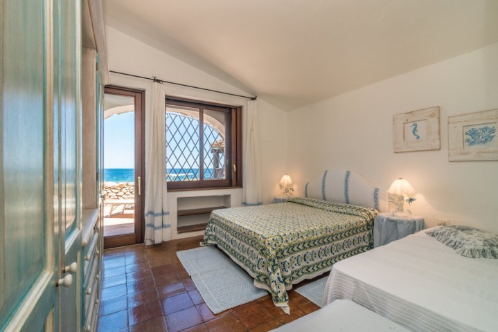Sea Front Apartment – APC 2A19