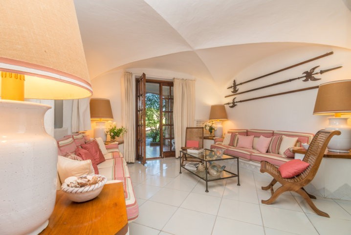 Spacious Sea View Apartment – Rif. BAT0024