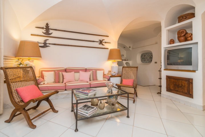 Spacious Sea View Apartment – Rif. BAT0024
