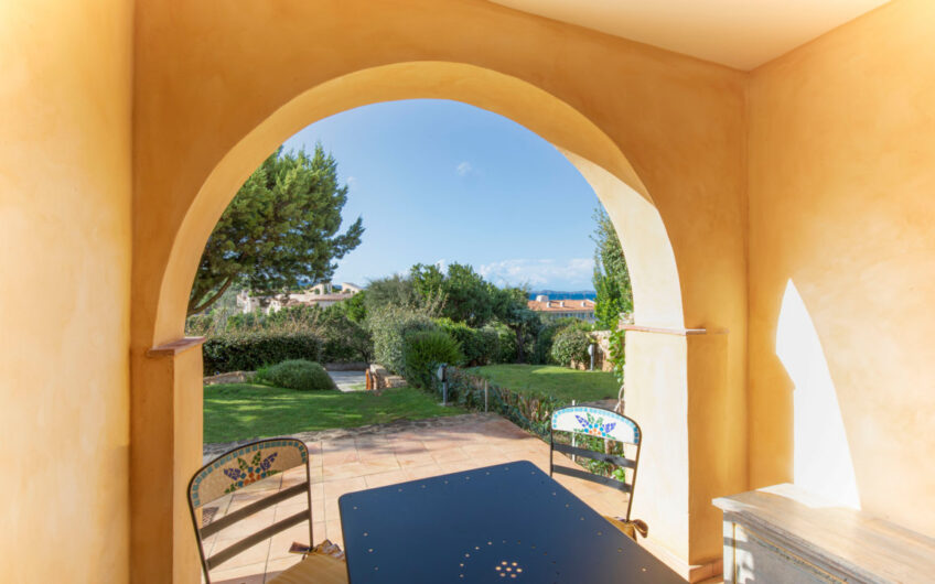 Sea View semi-detached Small Villa – Rif. BV0019