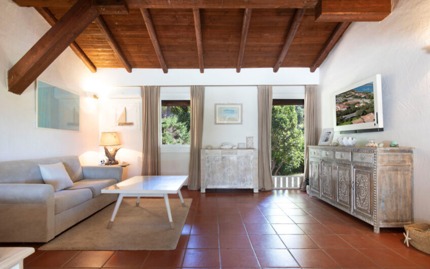 Comfortable Apartment near the Sea in Baja Sardinia – XB 2A42